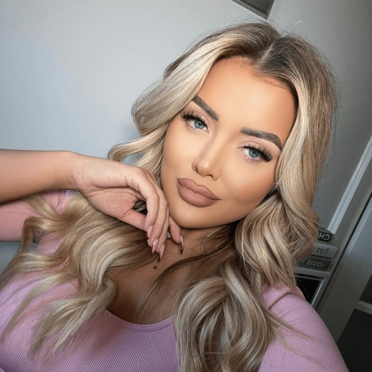 L.W.I Goal Digger Russian Magnetic Lashes - Image 8