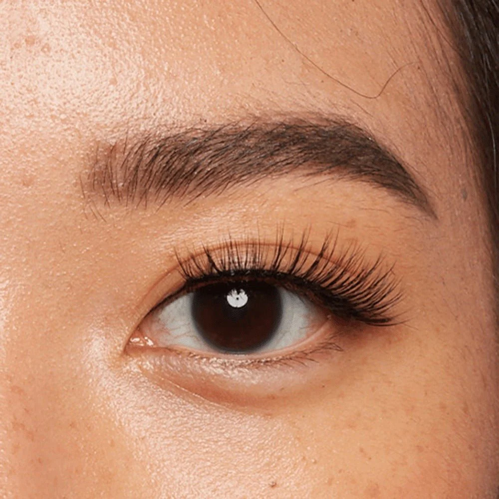 Manifesting Strip Lashes - Image 3
