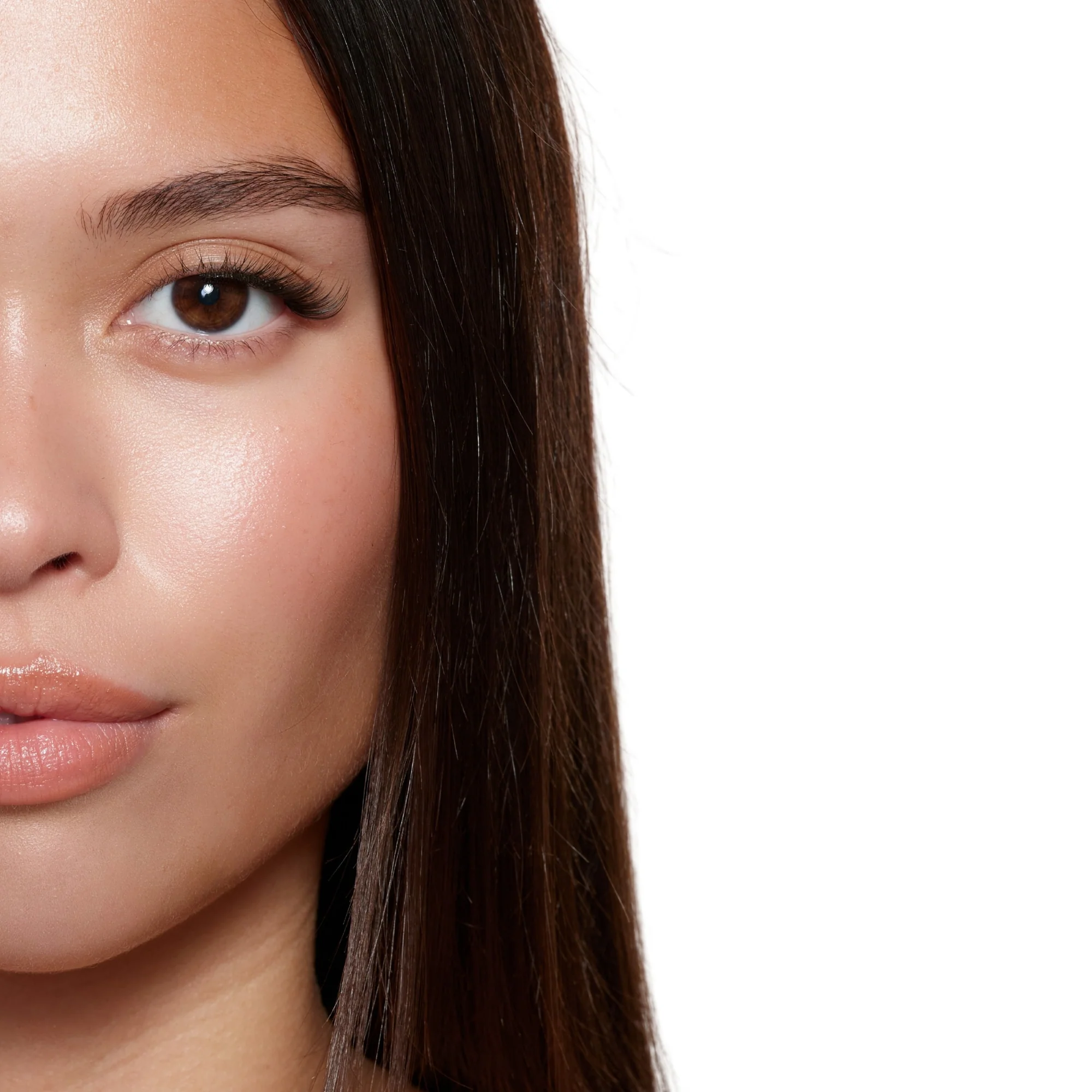 Tapered Flick Pre-Glued Half Lashes Set - Image 3